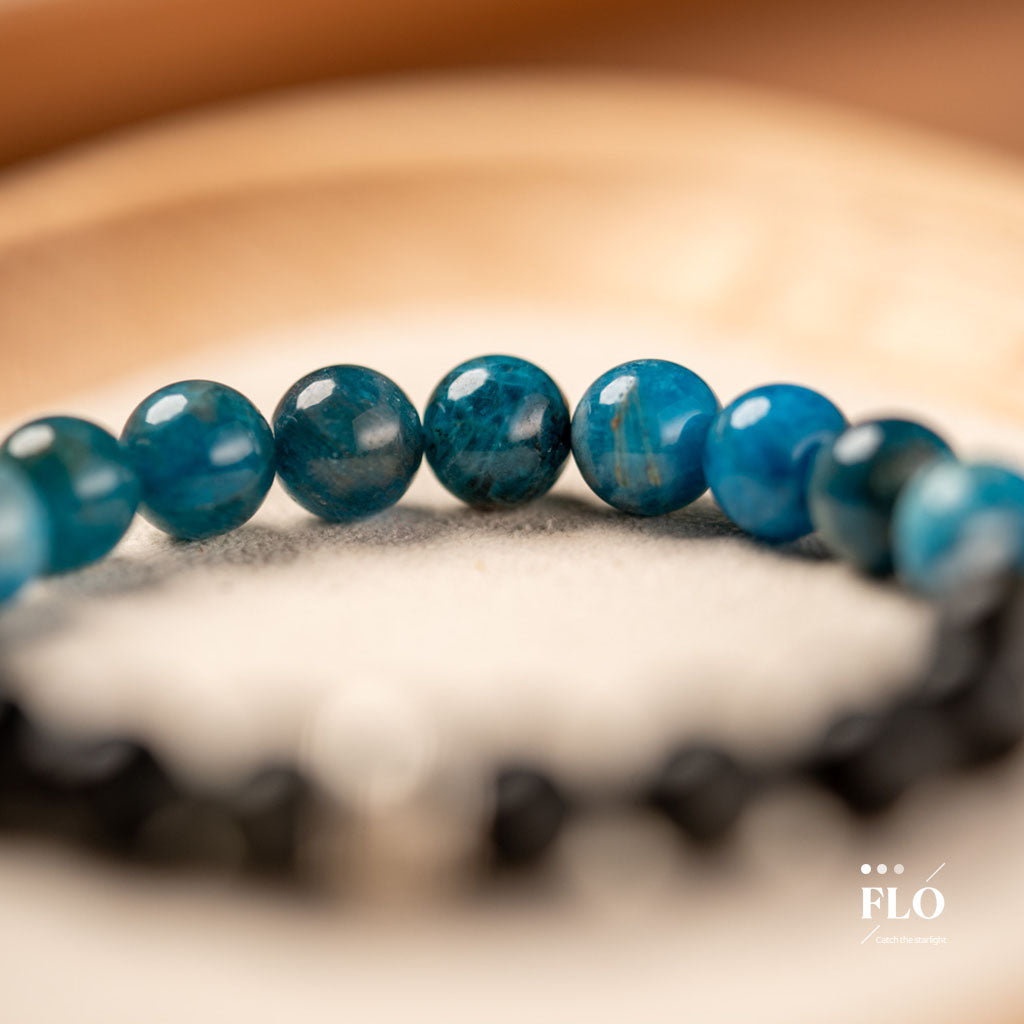 SERENE WAVES Apatite & Obsidian Bracelet for Calm Protection, Clear Communication & Balanced Energy