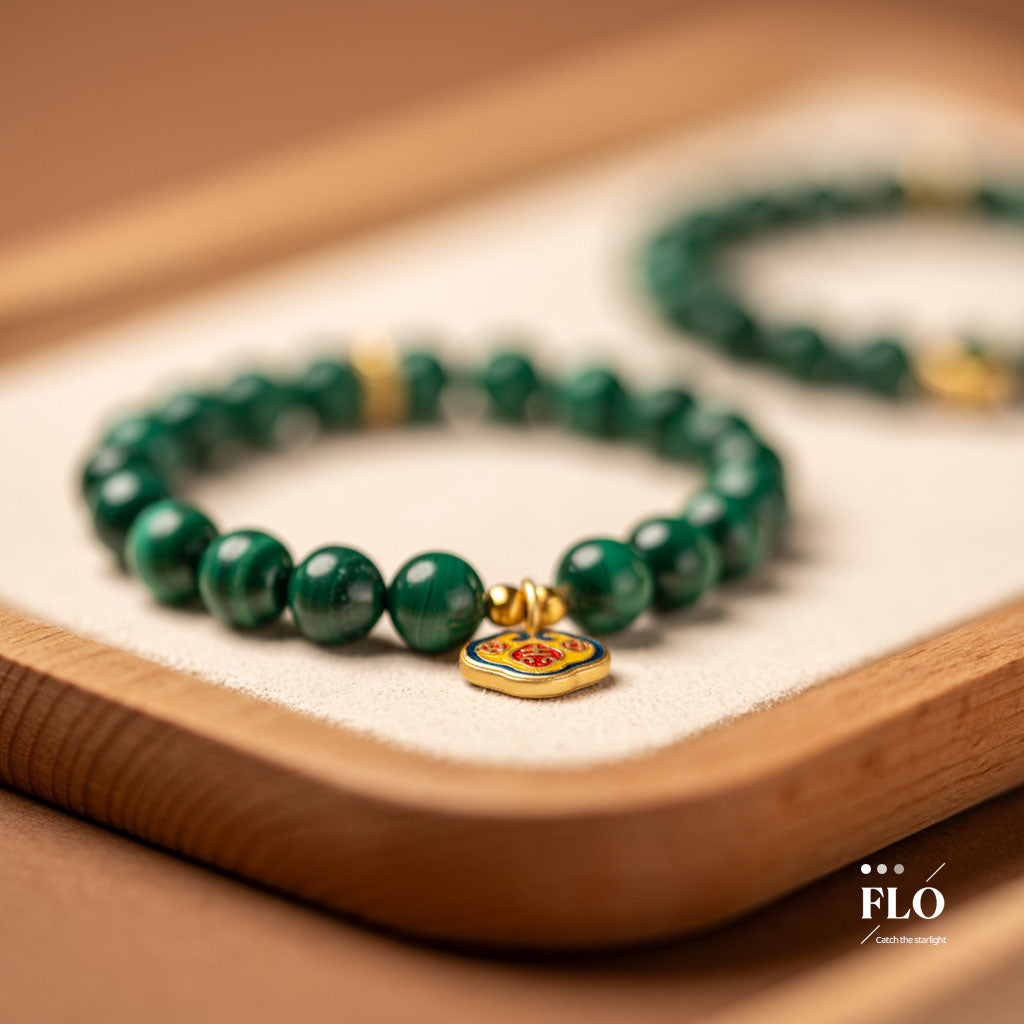 QUE AN Malachite Bracelet for Vitality, Heart Healing & Protective Serenity