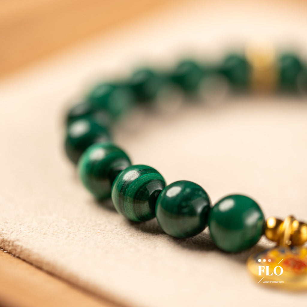 QUE AN Malachite Bracelet for Vitality, Heart Healing & Protective Serenity